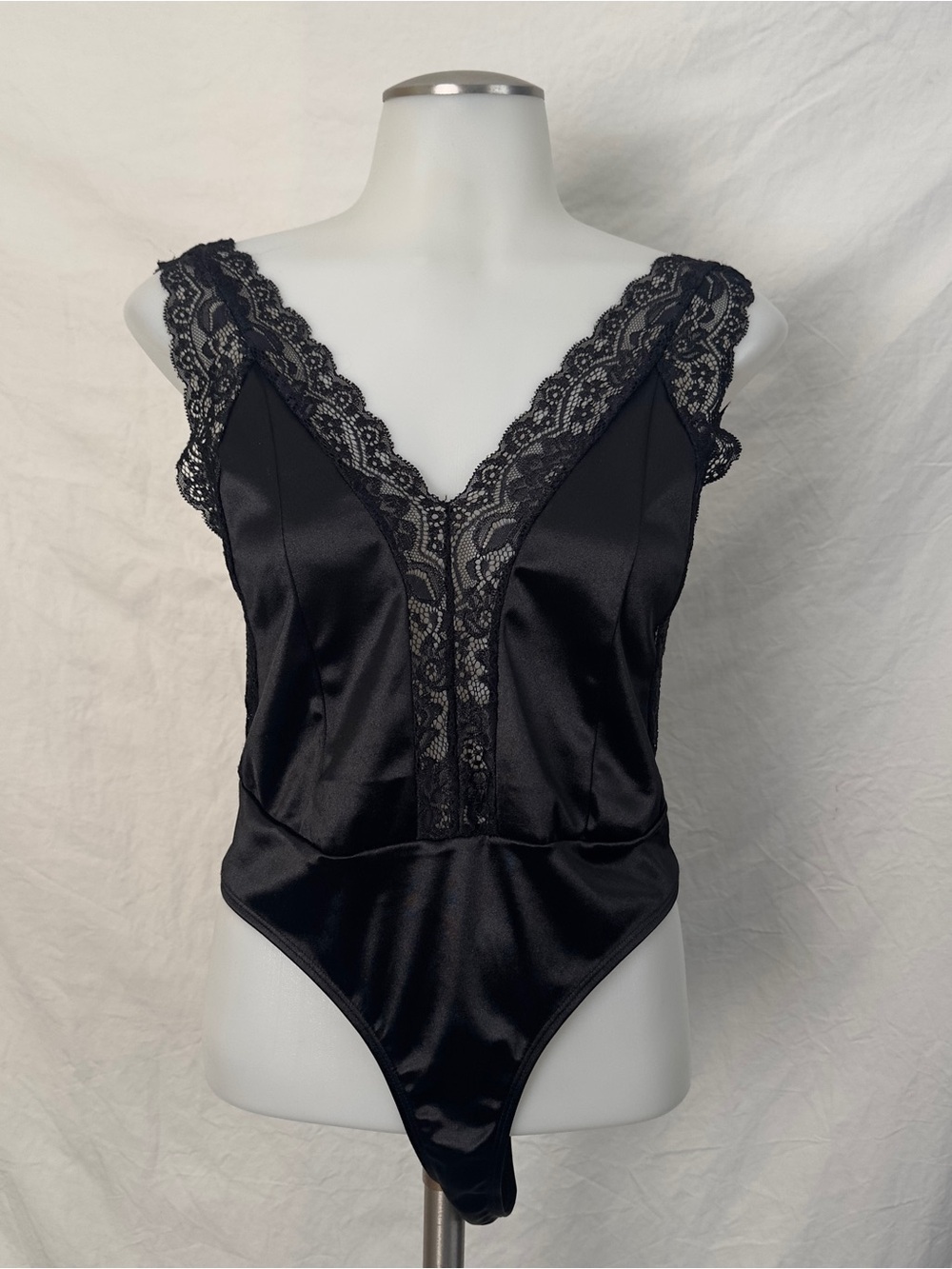Motel Black Lace Trim Satin Bodysuit Size Small